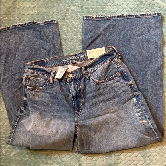 American Eagle Outfitters Blue Flare & Wide Leg Jeans - Picture 3 of 4
